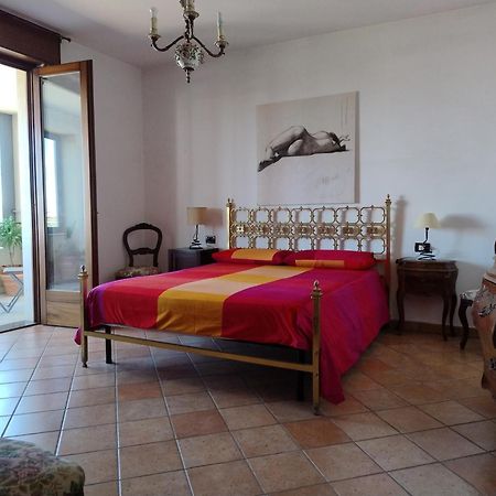 Favolosa Casa Con Terrazza, Idromassaggio, Cortile E Garage Auto Carovigno Exteriér fotografie
